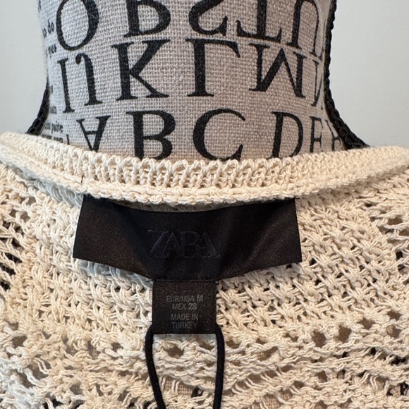 Zara Crocheted Buttoned Down Sweater - Picture 6 of 7